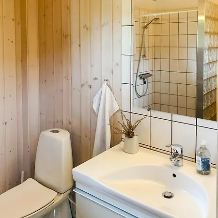 Casa vacanze 70s Oasis Near Water In Mols Bjerge Knebel