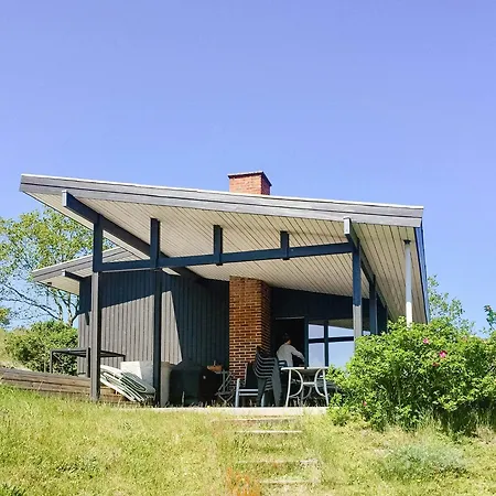Casa de Férias 70s Oasis Near Water In Mols Bjerge *